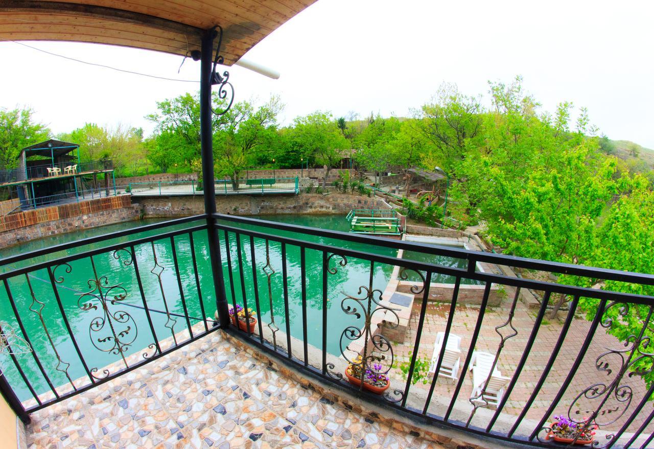 Amiran'S Lake Otel Tiflis Dış mekan fotoğraf
