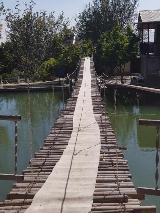 Amiran'S Lake Otel Tiflis Dış mekan fotoğraf